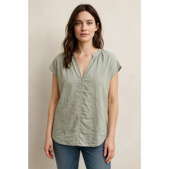 3 for $9 H&M V Neck Sleeveless oversized blouse M - Picture 1 of 6